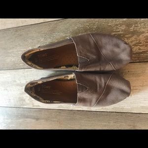 Women’s Tom slip ons